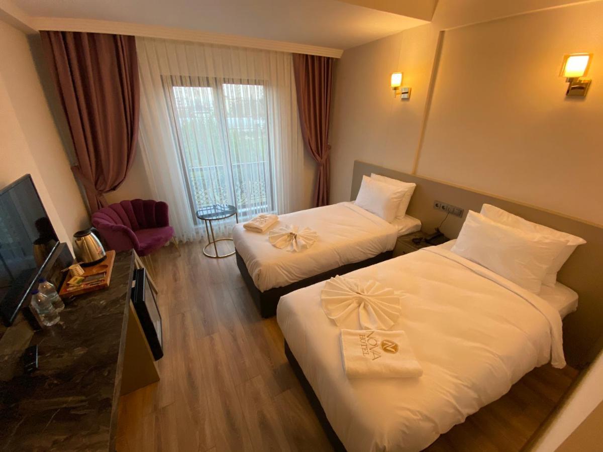 The Nova Hotel ยาโลวา ภายนอก รูปภาพ